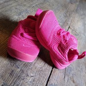 Size 6 Toddler Girl Pink Nikes